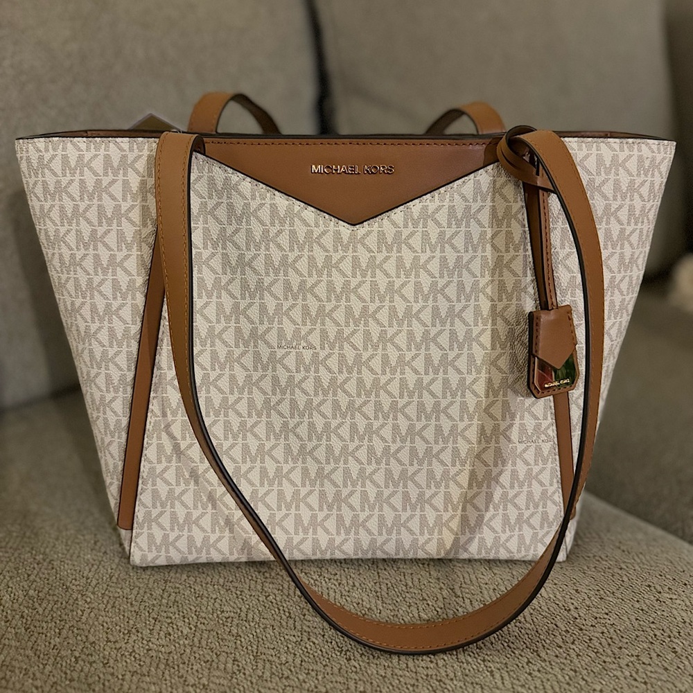 Unused: Michael Kors Whitney Small Tote in Vanilla 38F9GWHT1B
